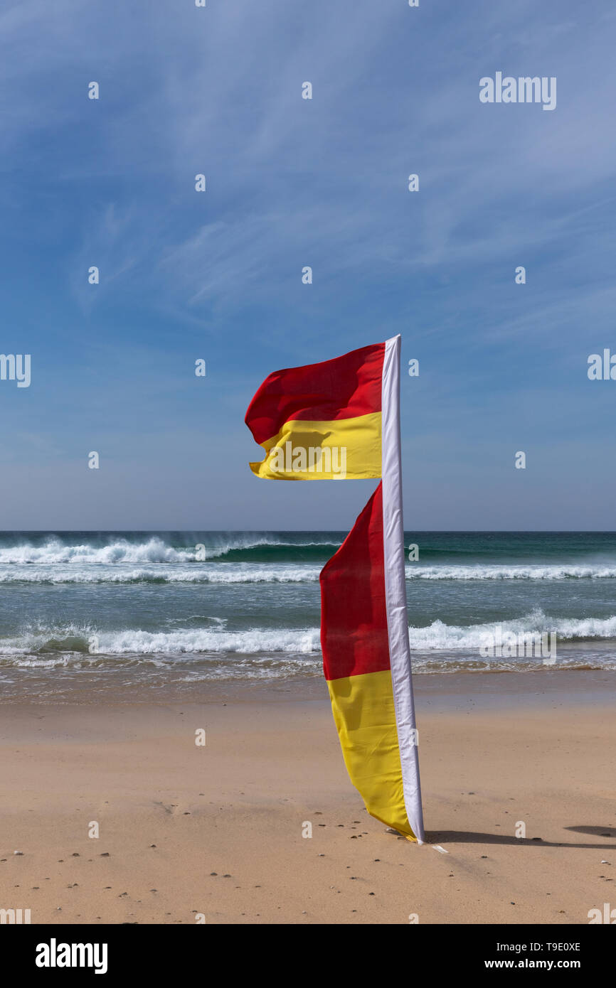 Bewachten sicheres Baden Zone. Gwithian Beach Godrevy, Cornwall. Großbritannien mit Platz kopieren Stockfoto