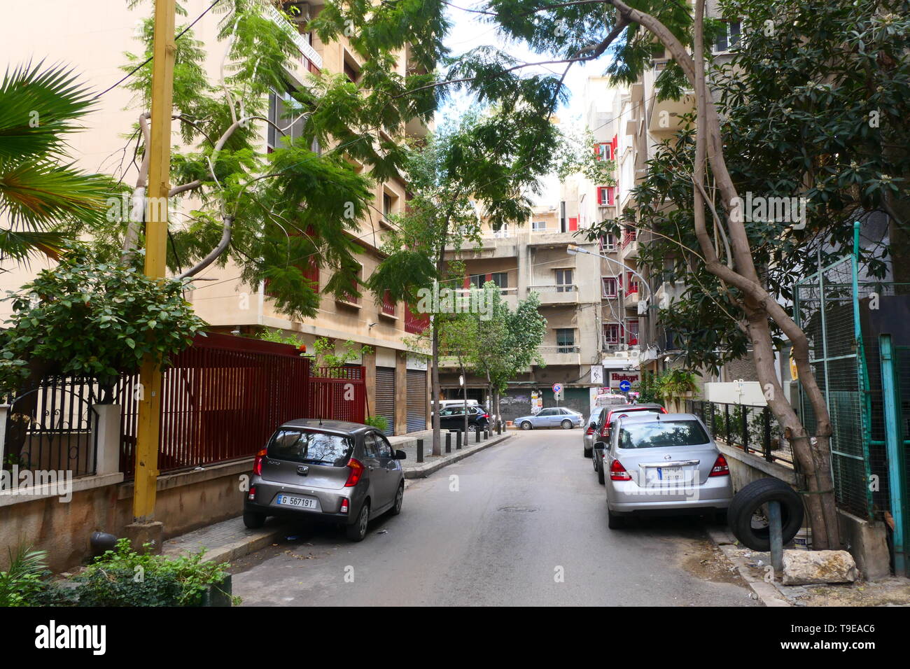BEIRUT, LIBANON - Dezember 23, 2018: Street Scene des Hamra Viertels in Beirut. Stockfoto