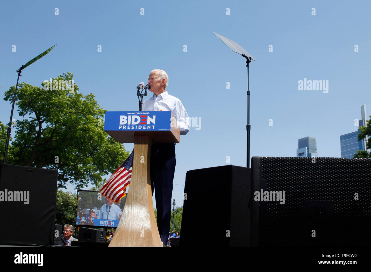 Philadelphia, PA, USA - Mai, 18, 2019: der ehemalige Vizepräsident Joe Biden startet seine Kampagne für die Vereinigten Staaten 2020 Präsidentschaftswahlen, an einer im Rallye am Benjamin Franklin Parkway in Philadelphia, Pennsylvania. Credit: OOgImages/Alamy leben Nachrichten Stockfoto