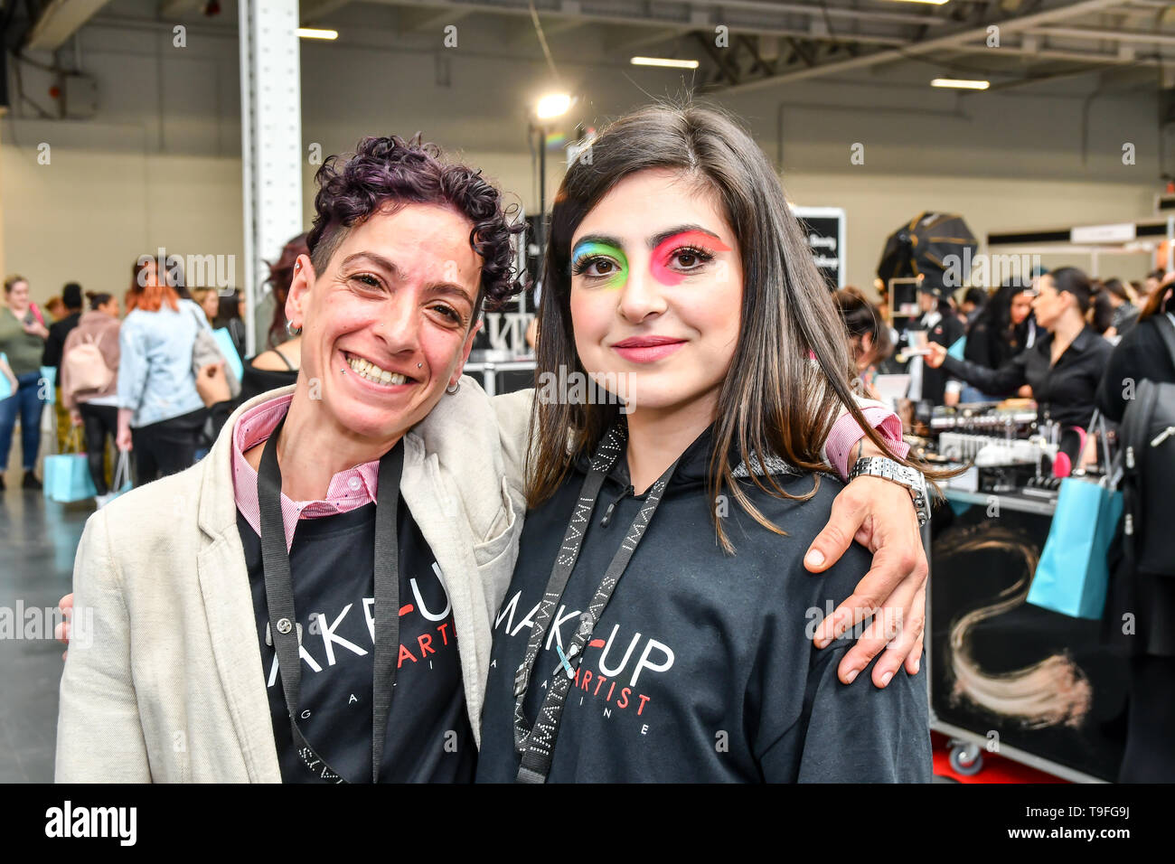 London, Großbritannien. 18 Mai, 2019. Aussteller- und Make-up-Künstler aus der ganzen Welt Demo auf IMATS London am 18. Mai 2019, London, UK. Bild Capital/Alamy leben Nachrichten Stockfoto