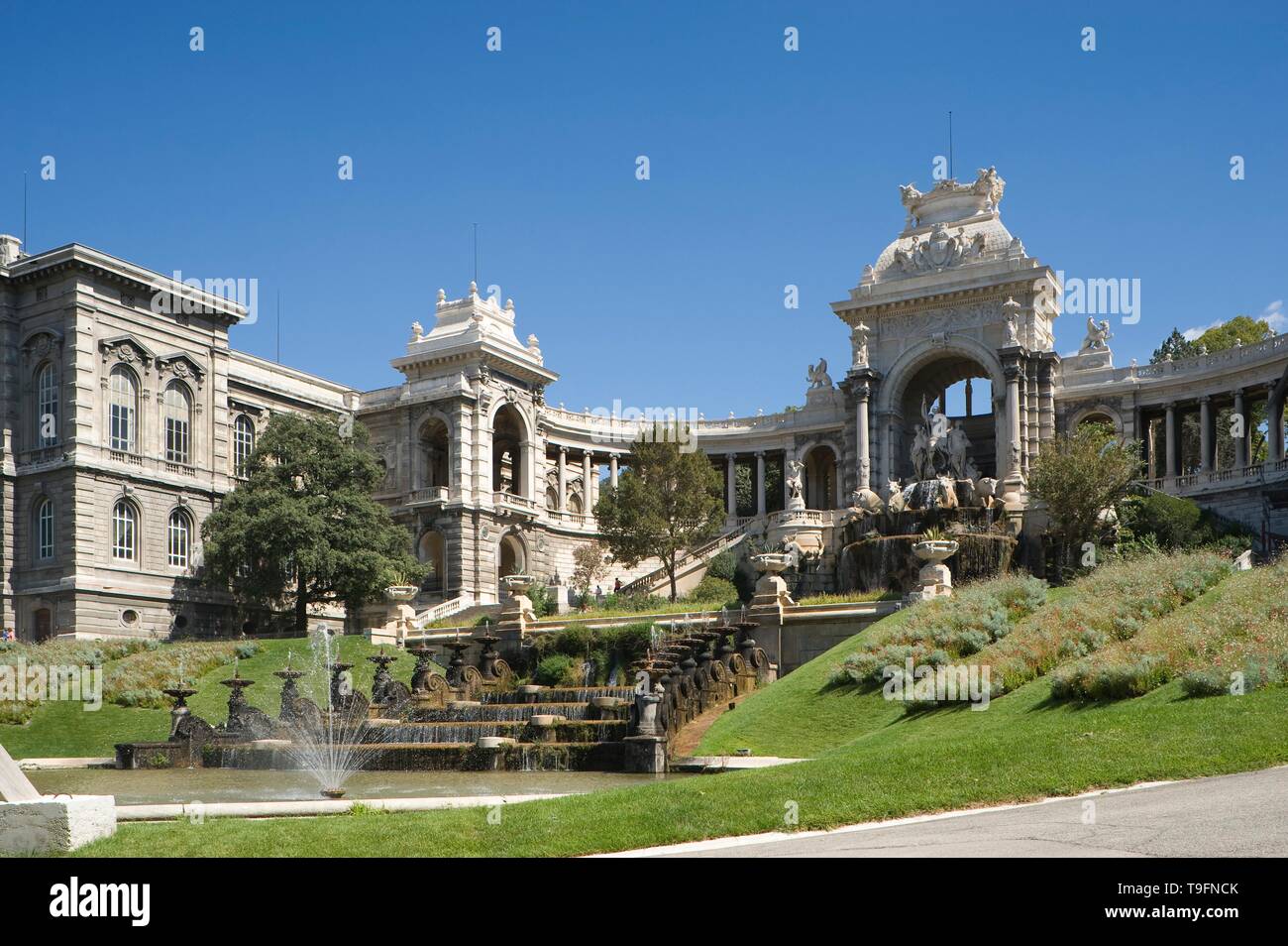 Marseille, Palais de Longchamp, Palais des Beaux-Arts, Henri Esperandieu 1869; das Palais Longchamp ist ein 1862-1869 errichtetes Bauwerk im Stil des Stockfoto