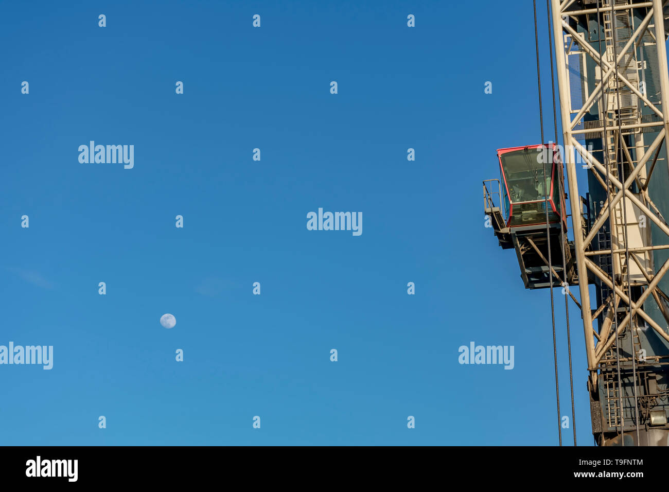 Verschiedene Jobs im Hafen, Metall Recycling. Stockfoto