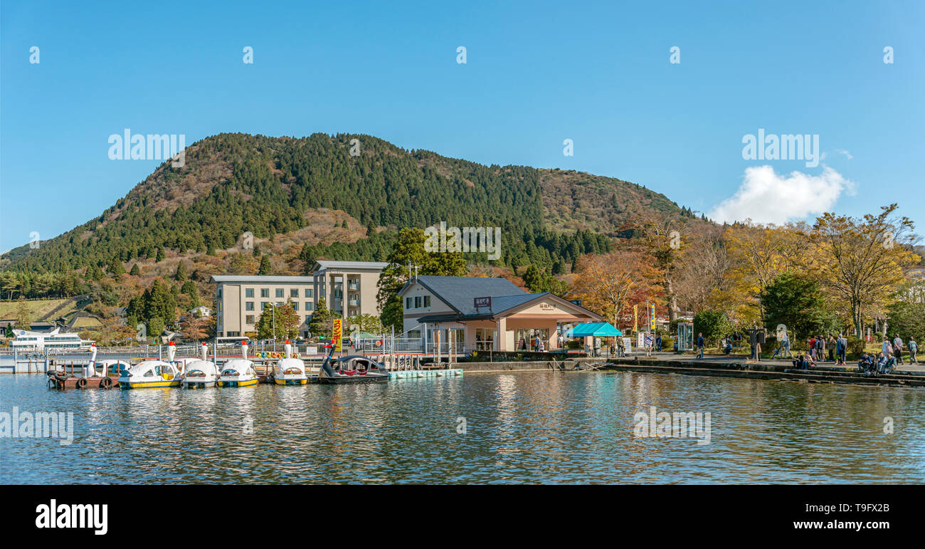 Hafengebiet von Moto-Hakone im Herbst, Kanagawa, Japan Stockfoto