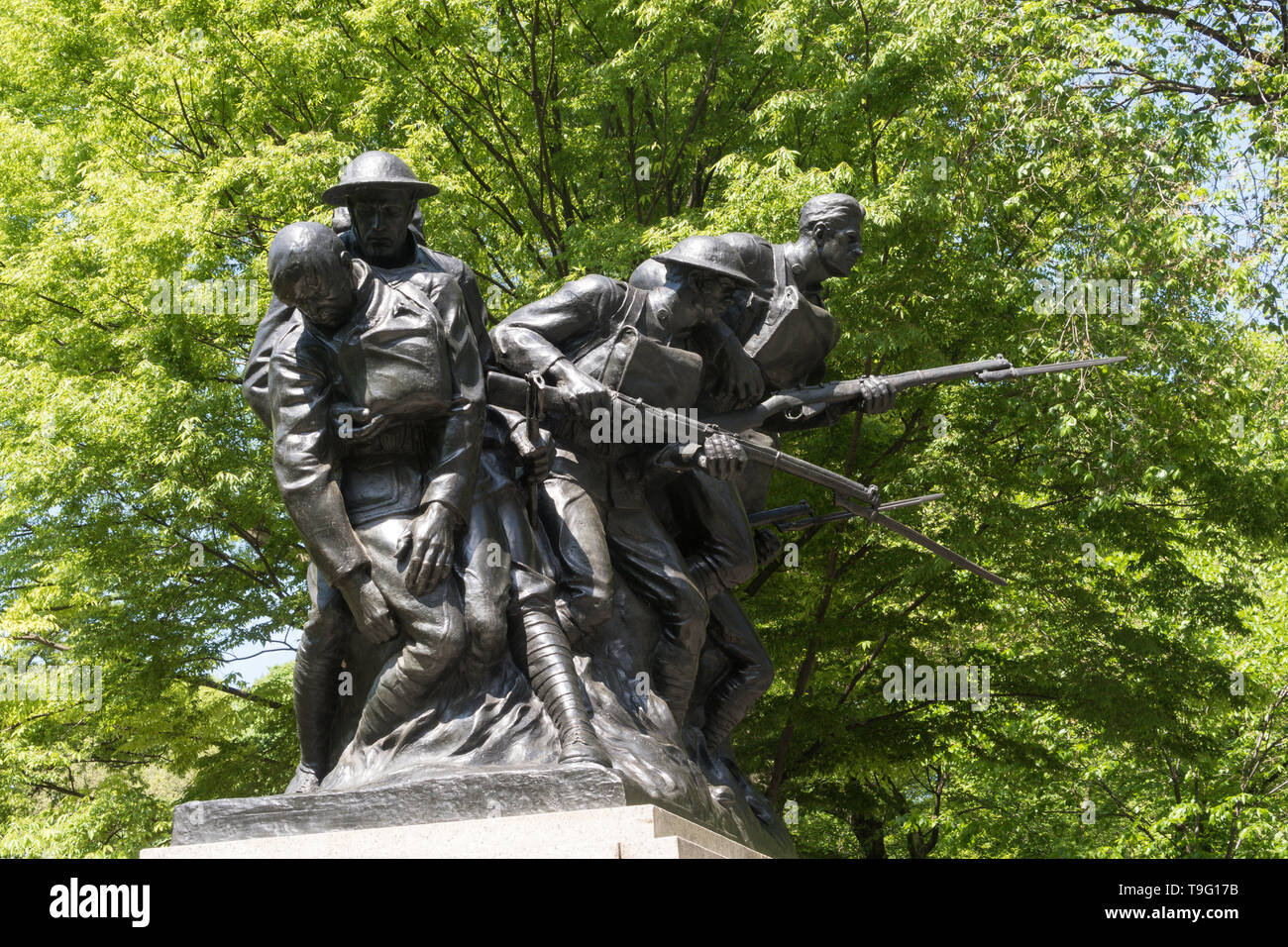 Militärische Gedenkstatue des Ersten Weltkriegs zur Erinnerung an die Doughboys des Ersten Weltkriegs, Central Park, NYC, USA. 2019 Stockfoto