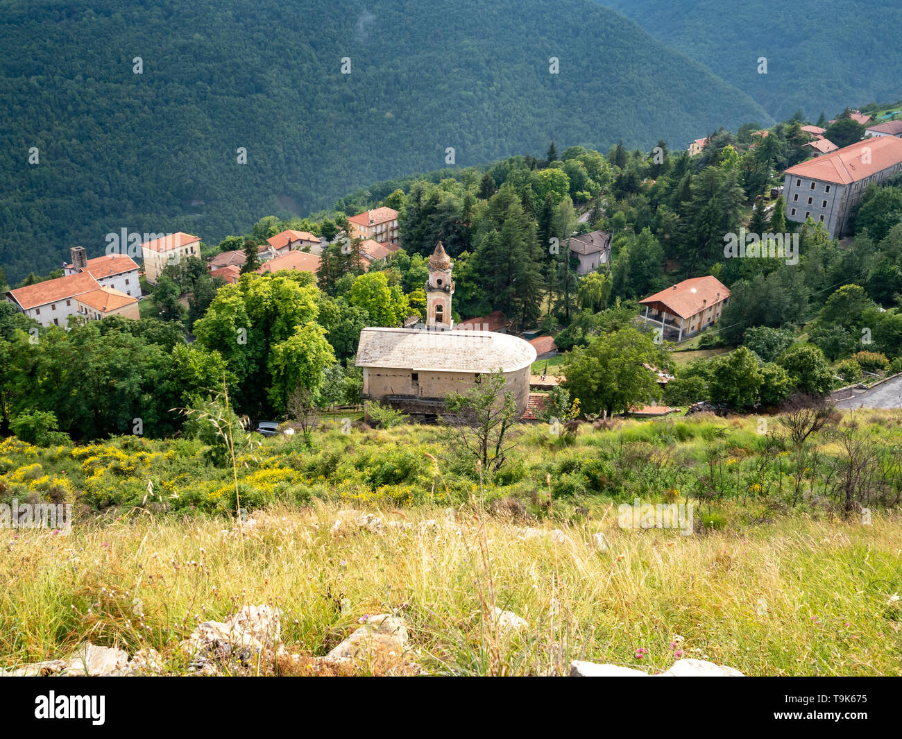Blick von oben der kleinen italienischen Dorf Triora in Ligurien, Italien Stockfoto