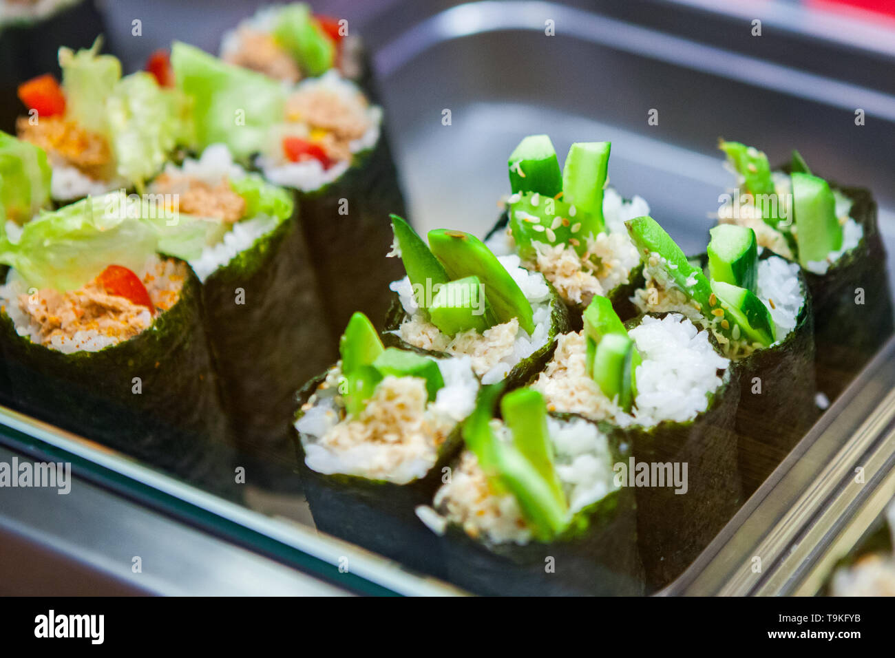 Bunte köstliches Sushi Auswahl Stockfoto