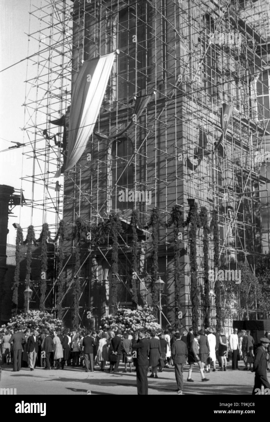 Ruinen und Wiederaufbau Frankfurt am Main 1945 bis 1949 Paulskiche - Riuns und Reonstruction Frankfurt/a.M. Von 1945 bis 1949 St Paul Kirche Stockfoto