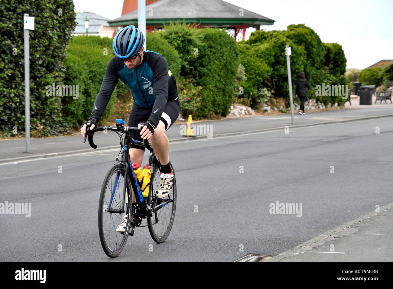 19. Mai 2019 St AnnesTriathlon. Männlichen und Weiblichen Triathleten im Radfahren Teil der Fall konkurrieren. Stockfoto