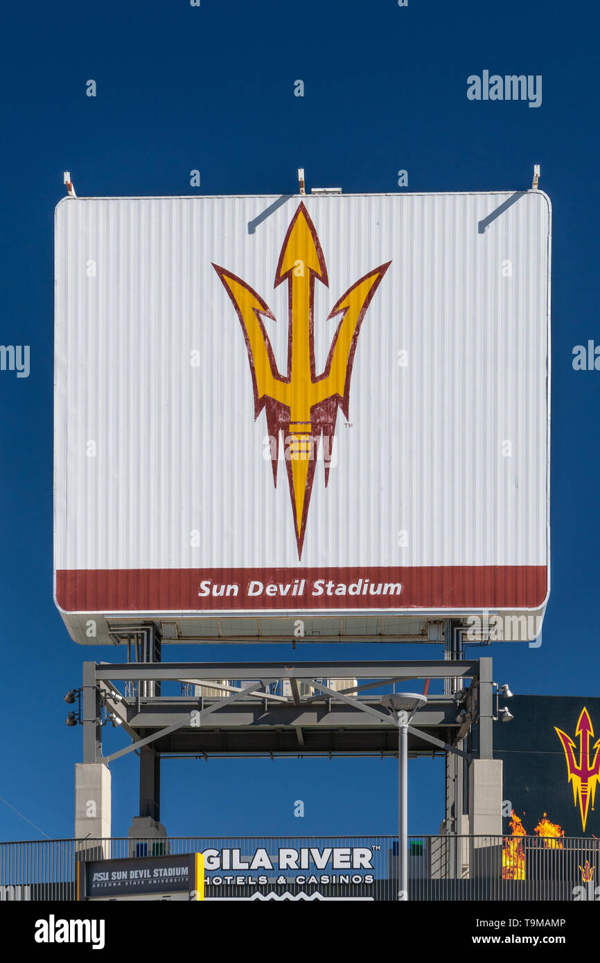 TEMPE, AZ/USA - April 10, 2019: Frank Kush Sun Devil Stadium auf dem Campus der Arizona State University. Stockfoto