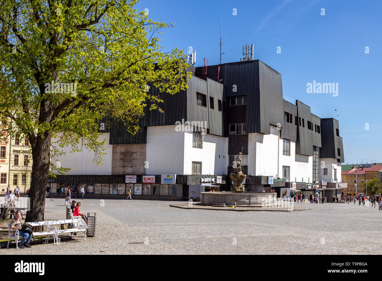 Obchodní dům Vor, Masarykovo náměstí, Jihlava, Vysočina, Česká republika/Masaryk-platz, Stadt Jihlava, Region Liberec, Tschechische Republik, Europa Stockfoto