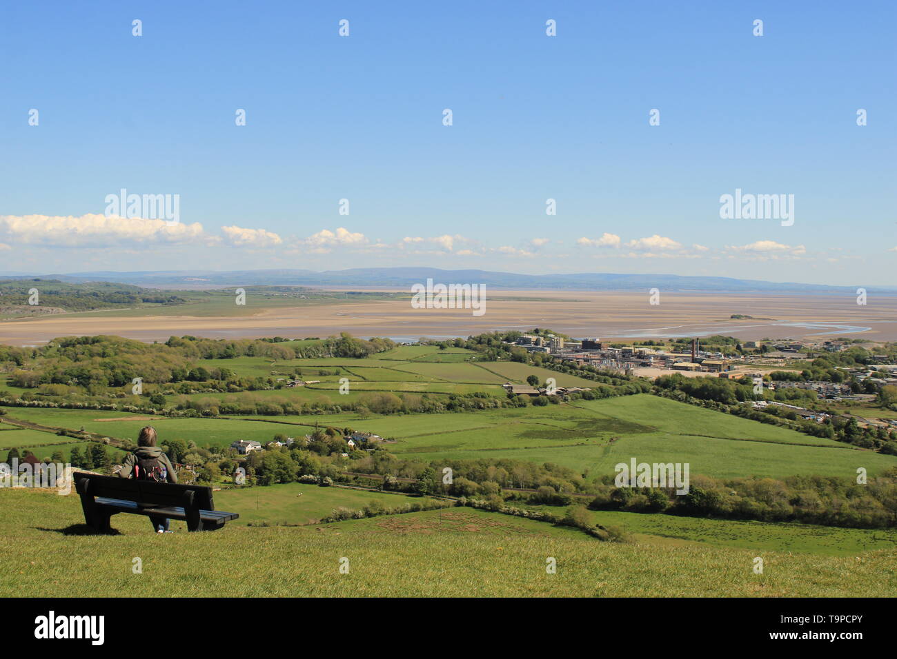 UK Ulverston, Cumbria. Panoramablick von hoad Hill Ulverston, Furness Halbinsel. Stockfoto