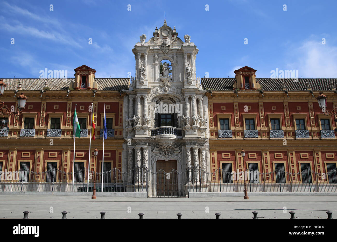 Spanien. Andalusien. Sevilla. Palast von San Telmo. Barroque. Hauptfassade mit churrigueresque Eingang, 1754 von Figueroa Familie. Stockfoto