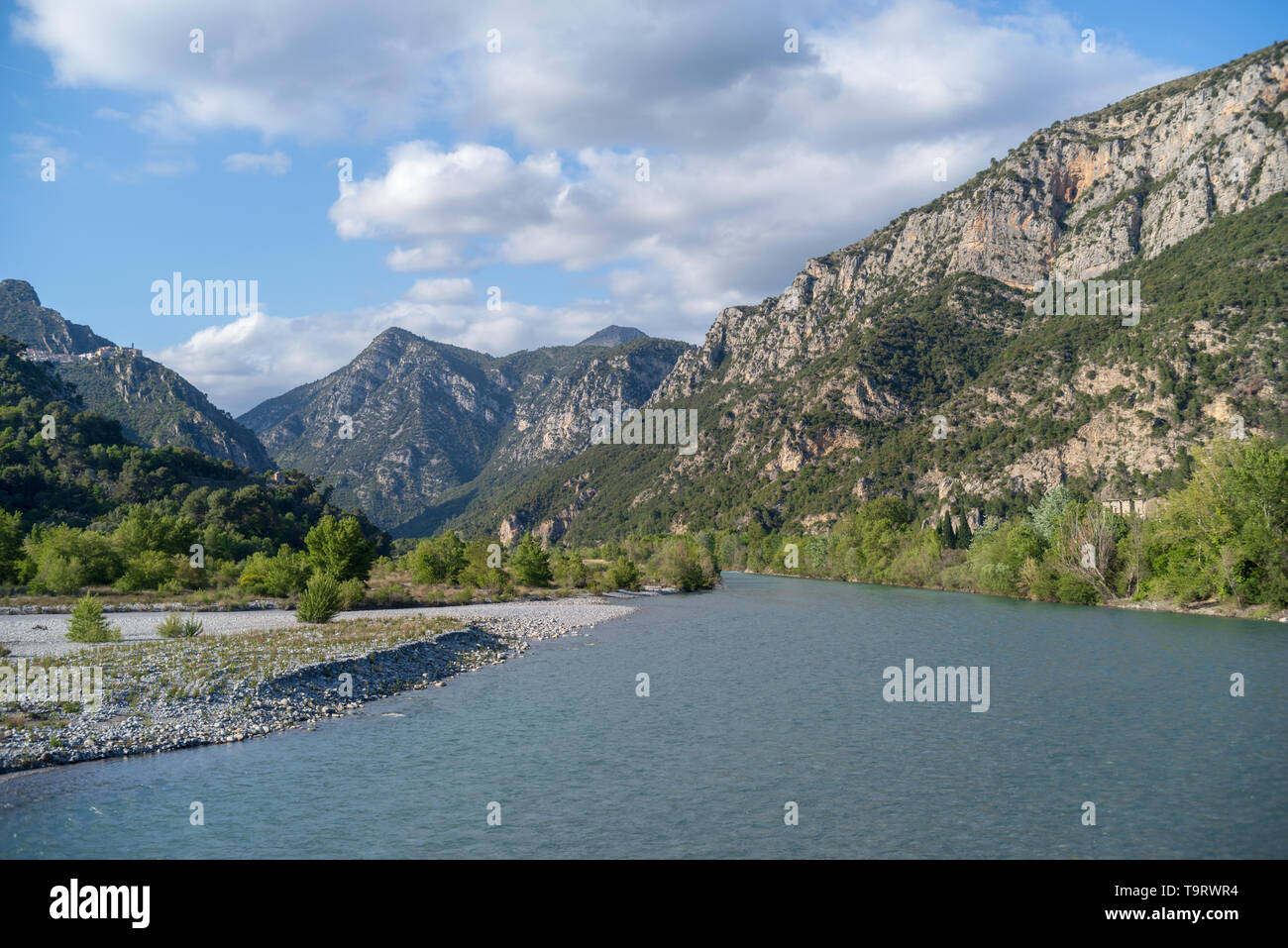 Var River in der Nähe von Saint Martin du Var, Alpes Maritimes, Südfrankreich Stockfoto