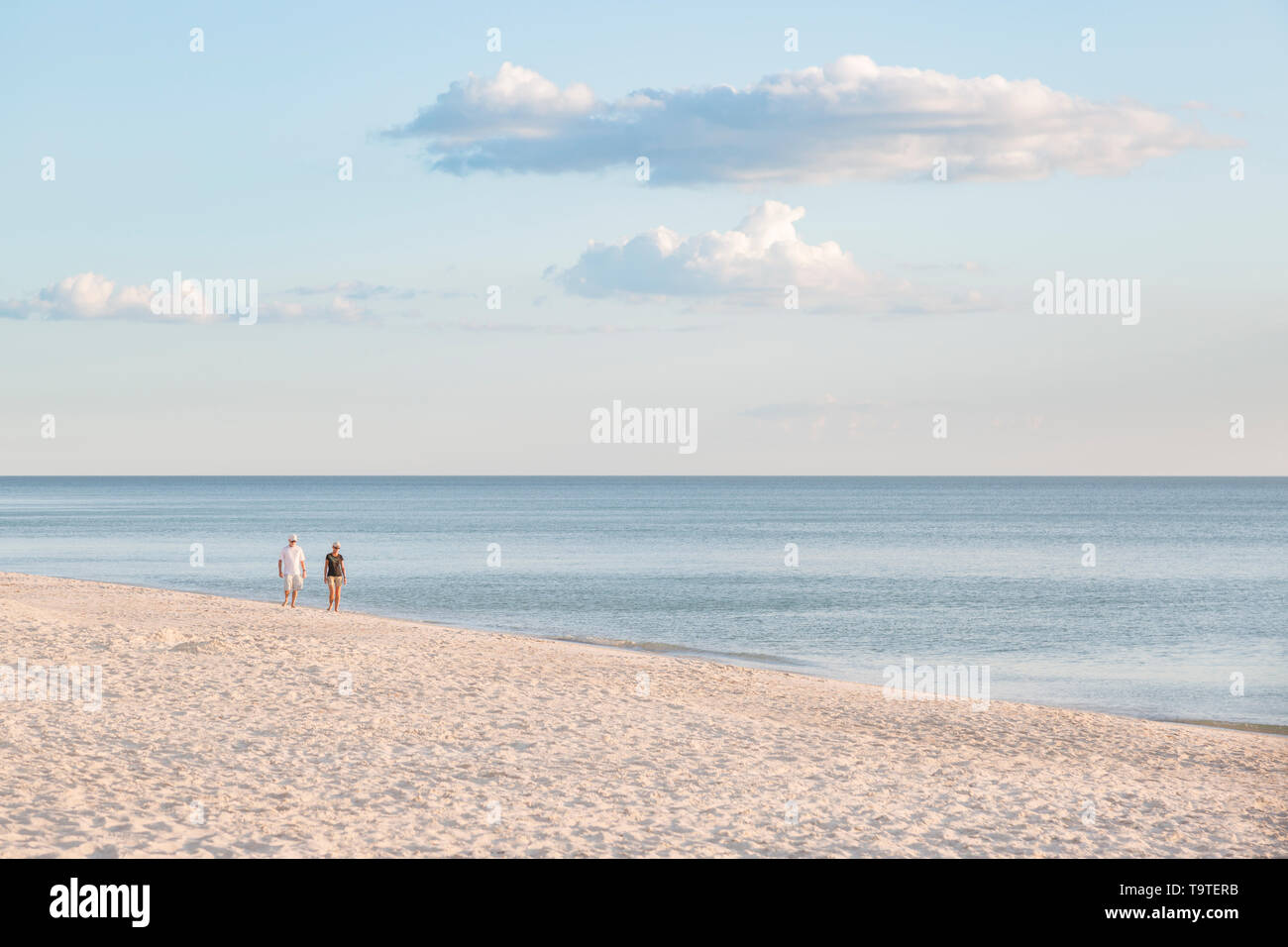 Nachmittag am Strand, Naples, Florida, USA Spaziergang Stockfoto