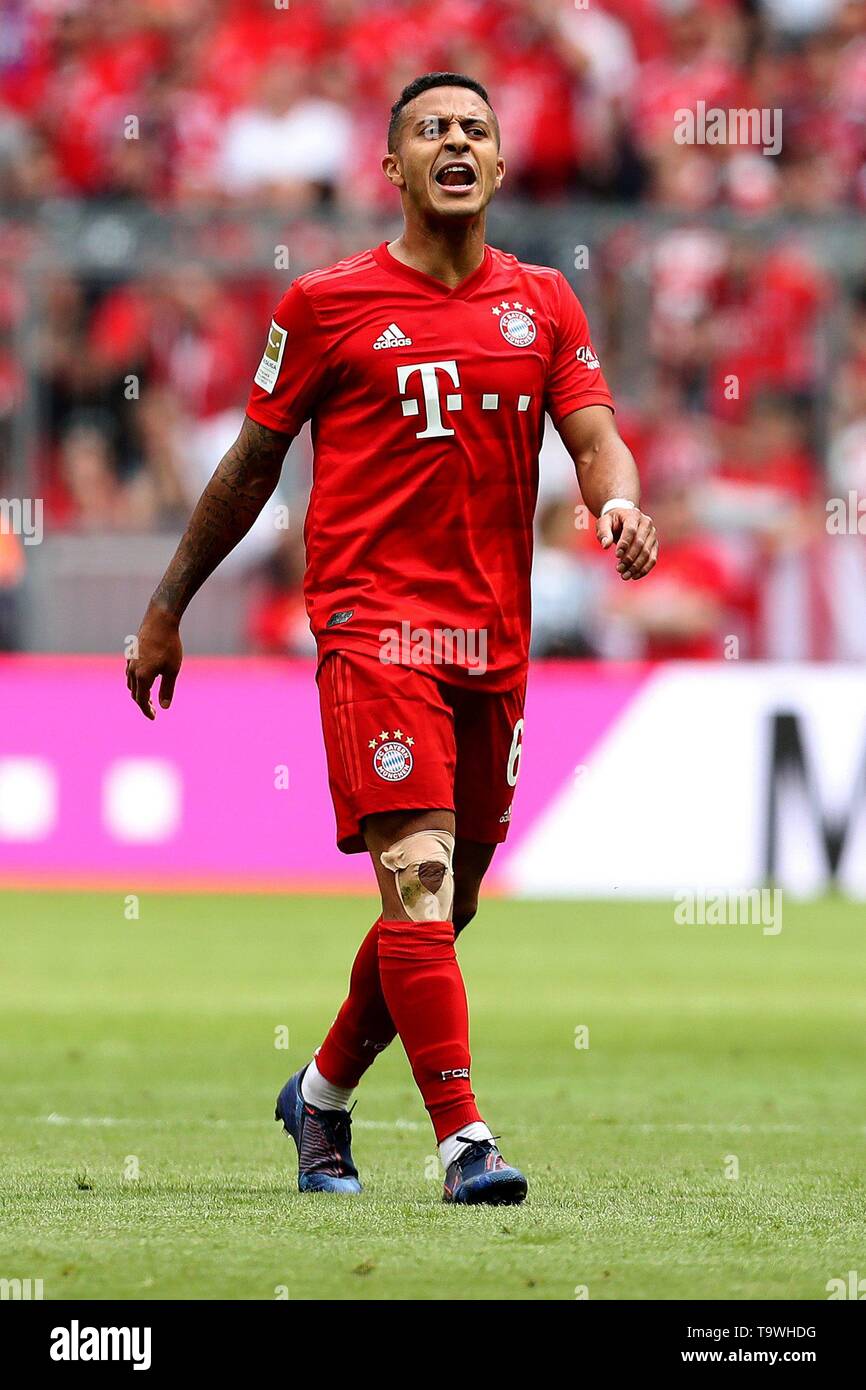 Firo: 18.05.2019, Fußball, 1.Bundesliga, Saison 2018/2019, FC Bayern München - Eintracht Frankfurt 5:1 Thiago, Bayern München, München, München, FCB, ganze Zahl, | Verwendung weltweit Stockfoto