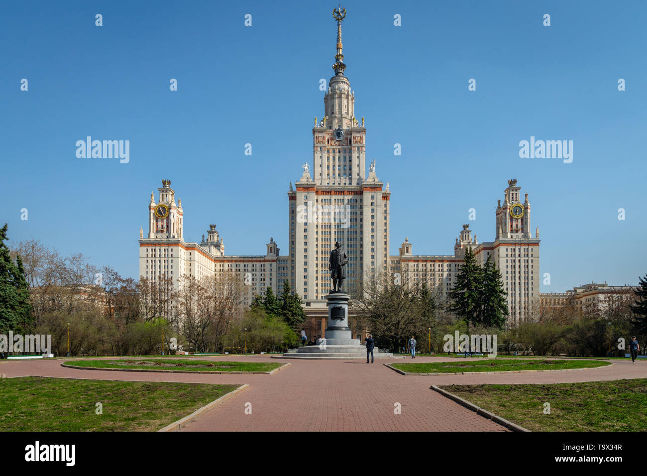 Moskau, Russland - April 2019: Hauptgebäude der Moskauer Staatlichen Universität, Moskau, Russland. Es ist das höchste russische Bildungseinrichtung. Stockfoto