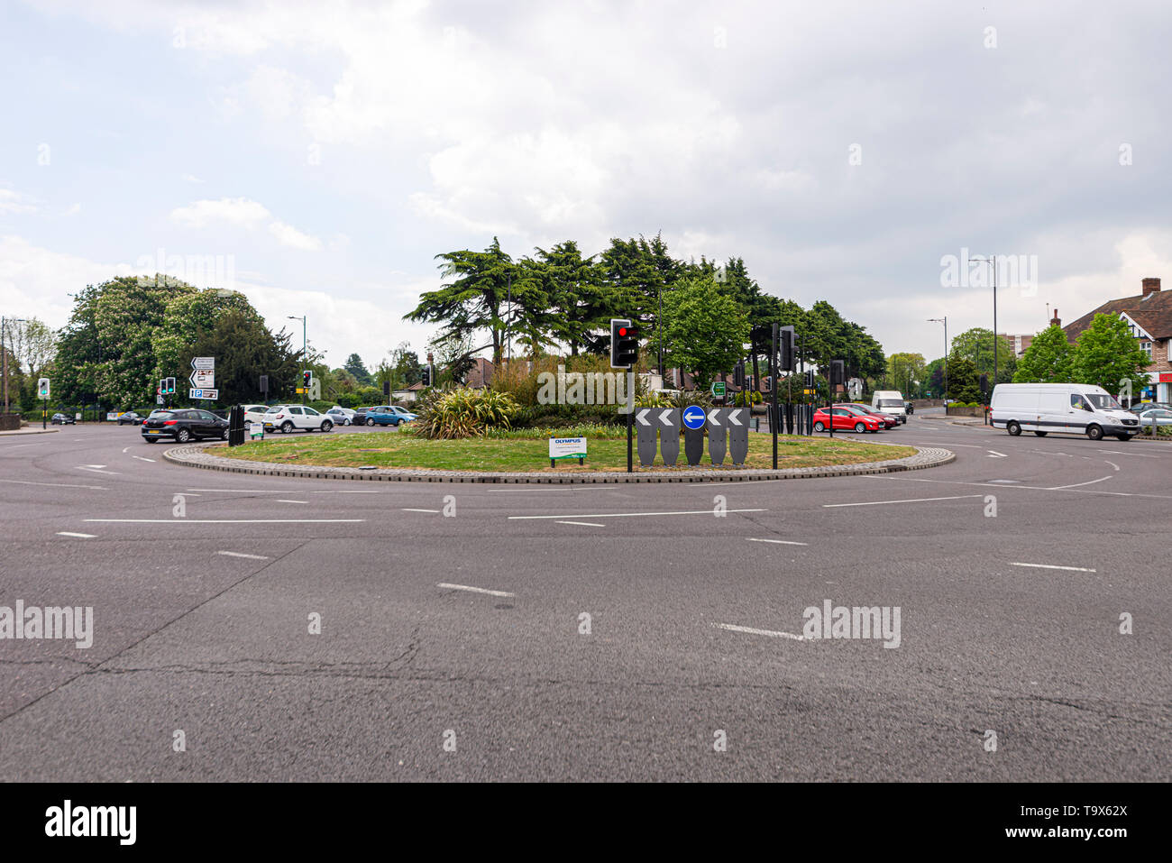 Kuckuck Ecke Kreisverkehr auf A127 und A1159 Kreuzung in Southend On Sea, Essex, Großbritannien. Straßenverkehr Fahrzeuge auf stark frequentierten Route in der Nähe von airport Stockfoto