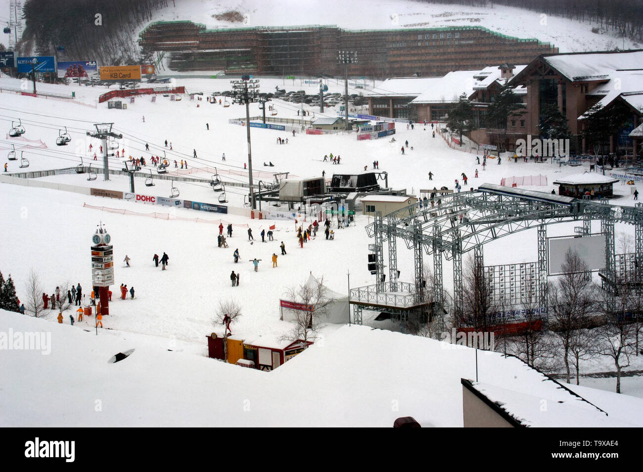 Anzeigen von yongpyong Alpine Center Ski Resort, wo die 2018 Olympischen Winterspiele statt, Pyeongchang, Südkorea wurden Stockfoto