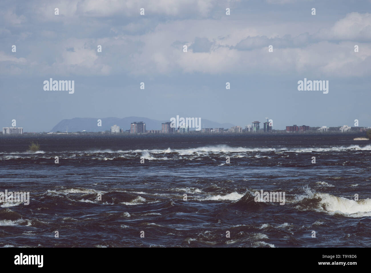 Lachine Stromschnellen des St. Lawrence River in der Lasalle borrough in Montreal, Quebec. Stockfoto