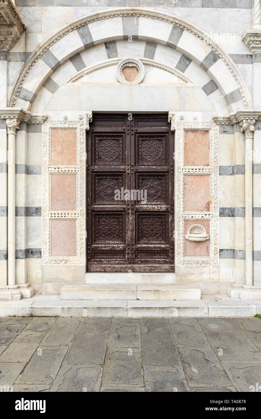 Detail der Santa Maria della Spina Kirche in Pisa Stockfoto