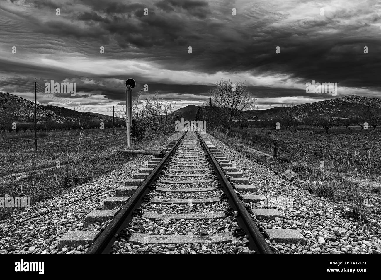 Rail Road Track irgendwo in Griechenland Stockfoto