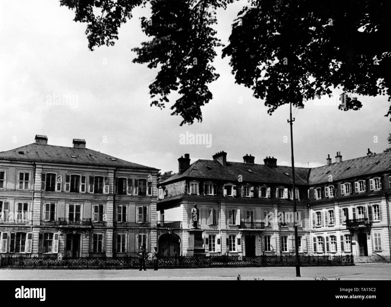 Teil des barocken Herzogsvorstadt in Zweibrücken. Der Gebäudekomplex am Herzogplatz zwischen Hofenfelsstrasse und Schwarzbach. Stockfoto