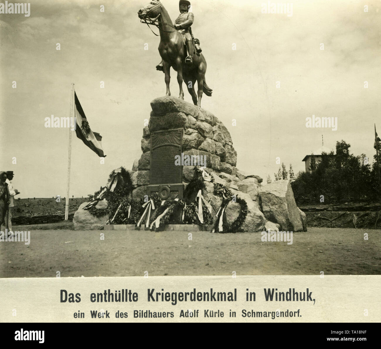 Die reiterstatue ist ein kriegerdenkmal von Adolf Kuerle, der alle Deutschen, die ihr Leben bei der Unterdrückung der Aufstände der Herero und Hottentotten verloren zu gedenken. Das Denkmal steht in Windhoek, Deutsch Süd West Afrika und wurde 1912 eingeweiht. Stockfoto
