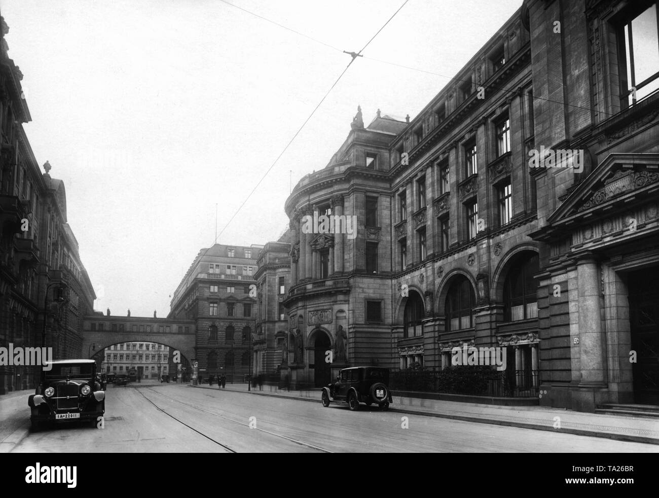 Gebäude der Deutschen Bank. Die Amerikaner zogen ihre Kredite aus Deutschland, wo sie für langfristige Investitionen geplant waren. Als Ergebnis ist die Deutsche Bank mit der Disconto-Gesellschaft in die größte Bank im Deutschen Reich. Stockfoto