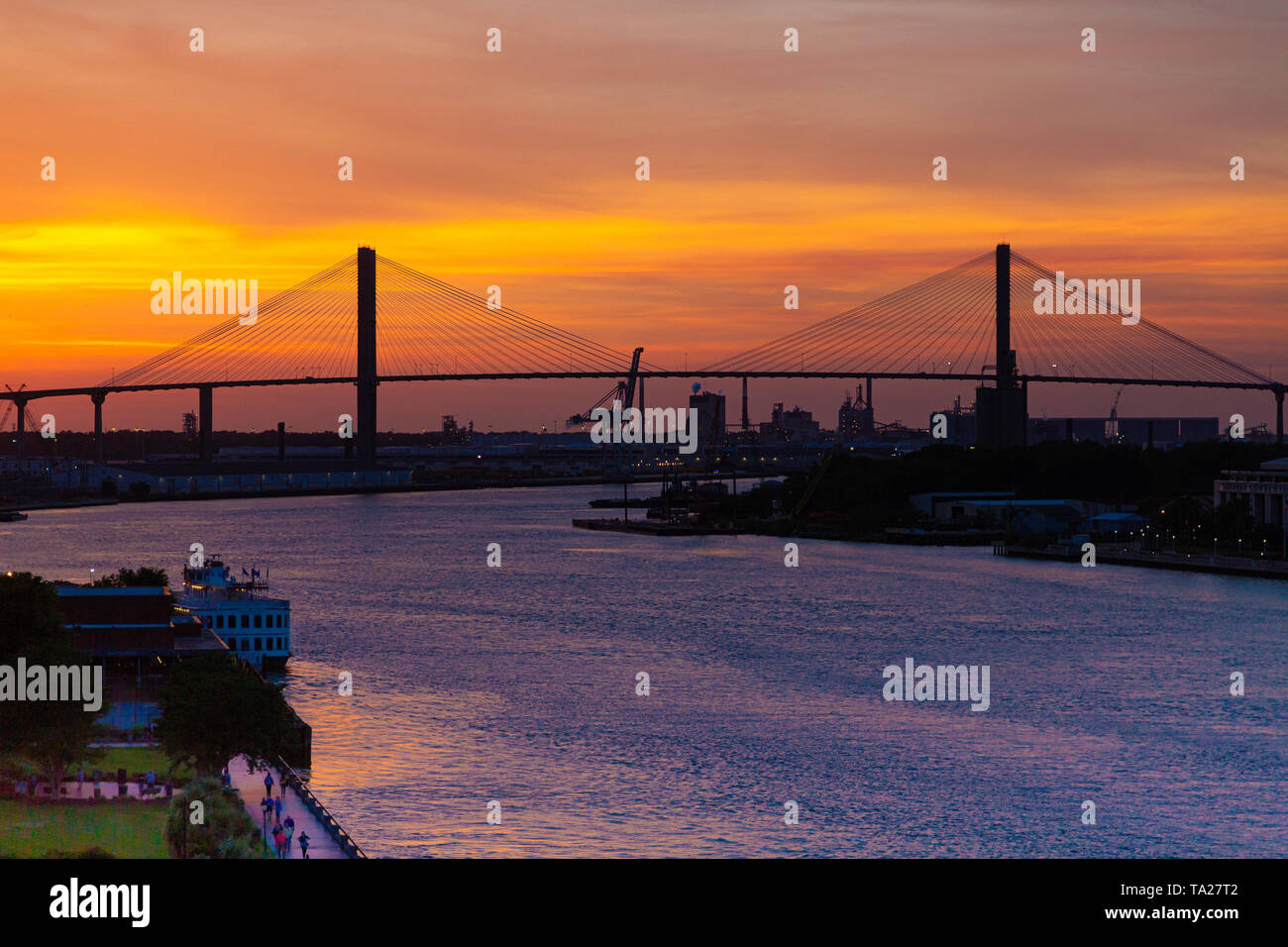 Den Savannah River bei Sonnenuntergang Stockfoto