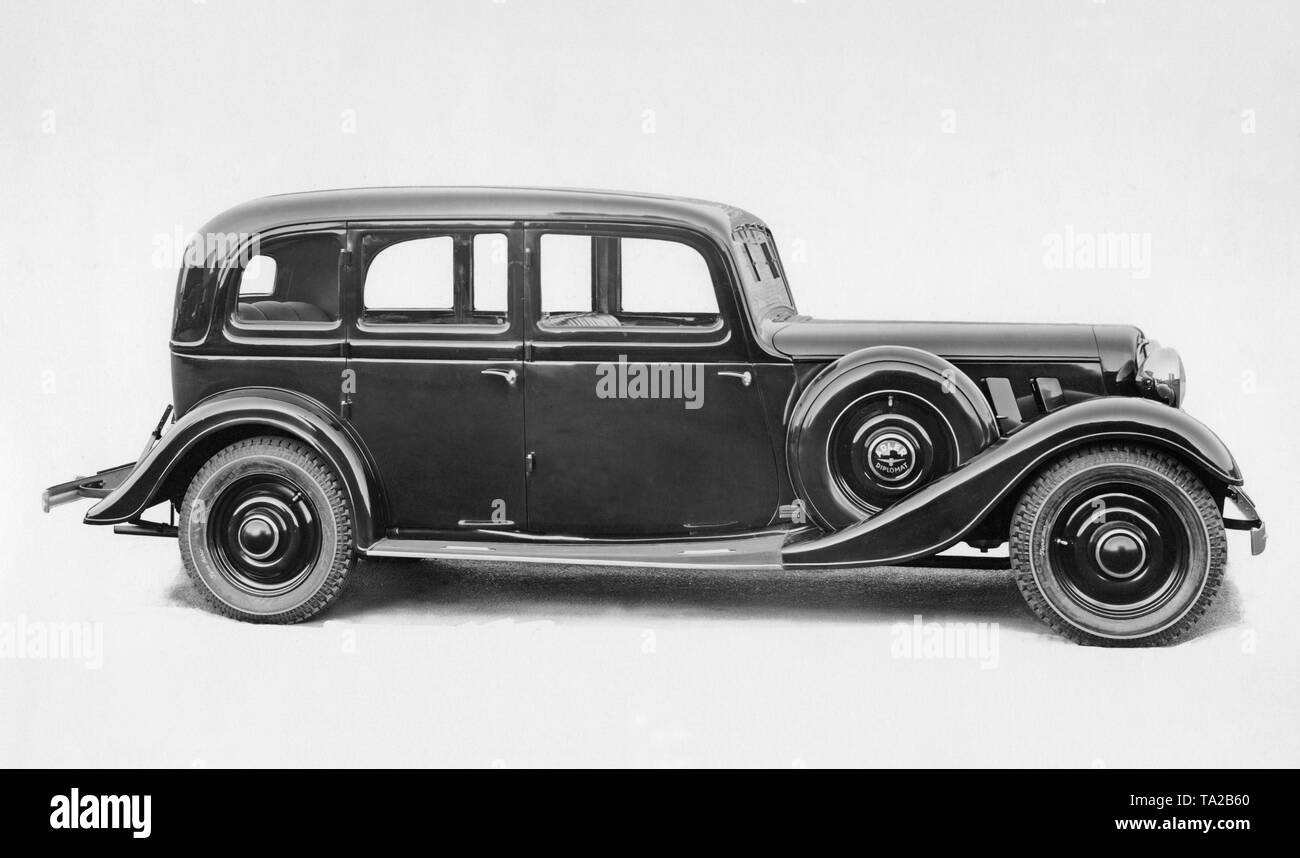 Adler Diplomat Pullman-limousine. 1934 Das Modell Diplomat die Modelle Standard 6 und 8 ersetzt. Stockfoto