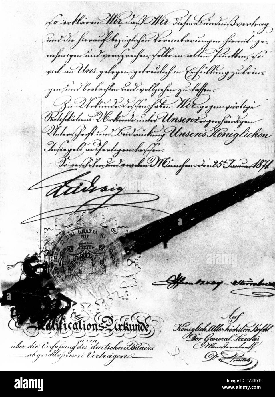 Ratifizierungsurkunde des Beitritts von Bayern an das Deutsche Reich mit der Unterzeichnung von König Ludwig II. ab Januar 25. 1871 Stockfoto