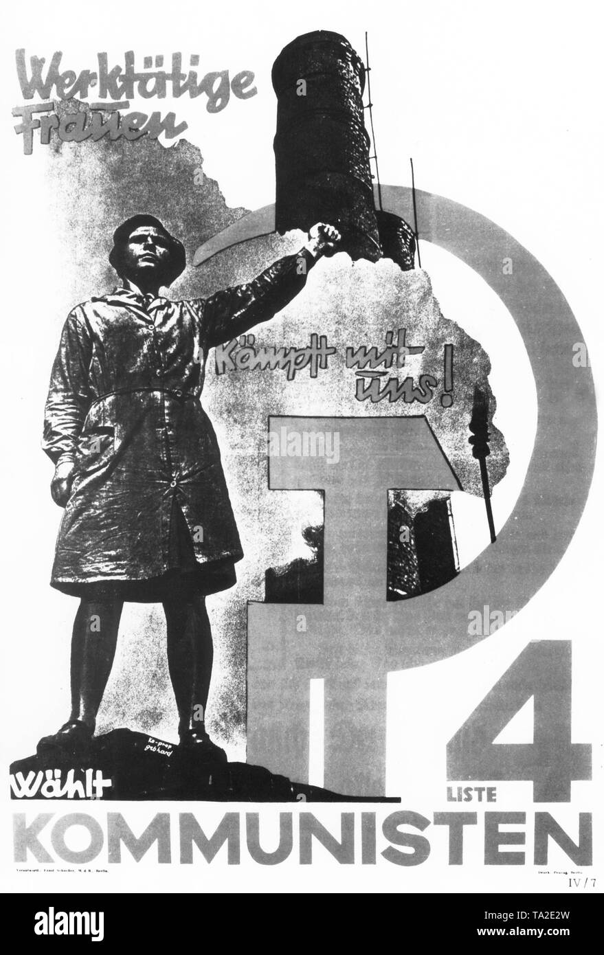 Auf dem Plakat ist eine Frau mit Faust geballt im Kommunistischen Gruß, im Hintergrund ein rauchender Schornstein. Die Wahl gefallen ist: "Berufstätige Frauen mit uns kämpfen! Stimmen Liste 4, die Kommunisten." Stockfoto