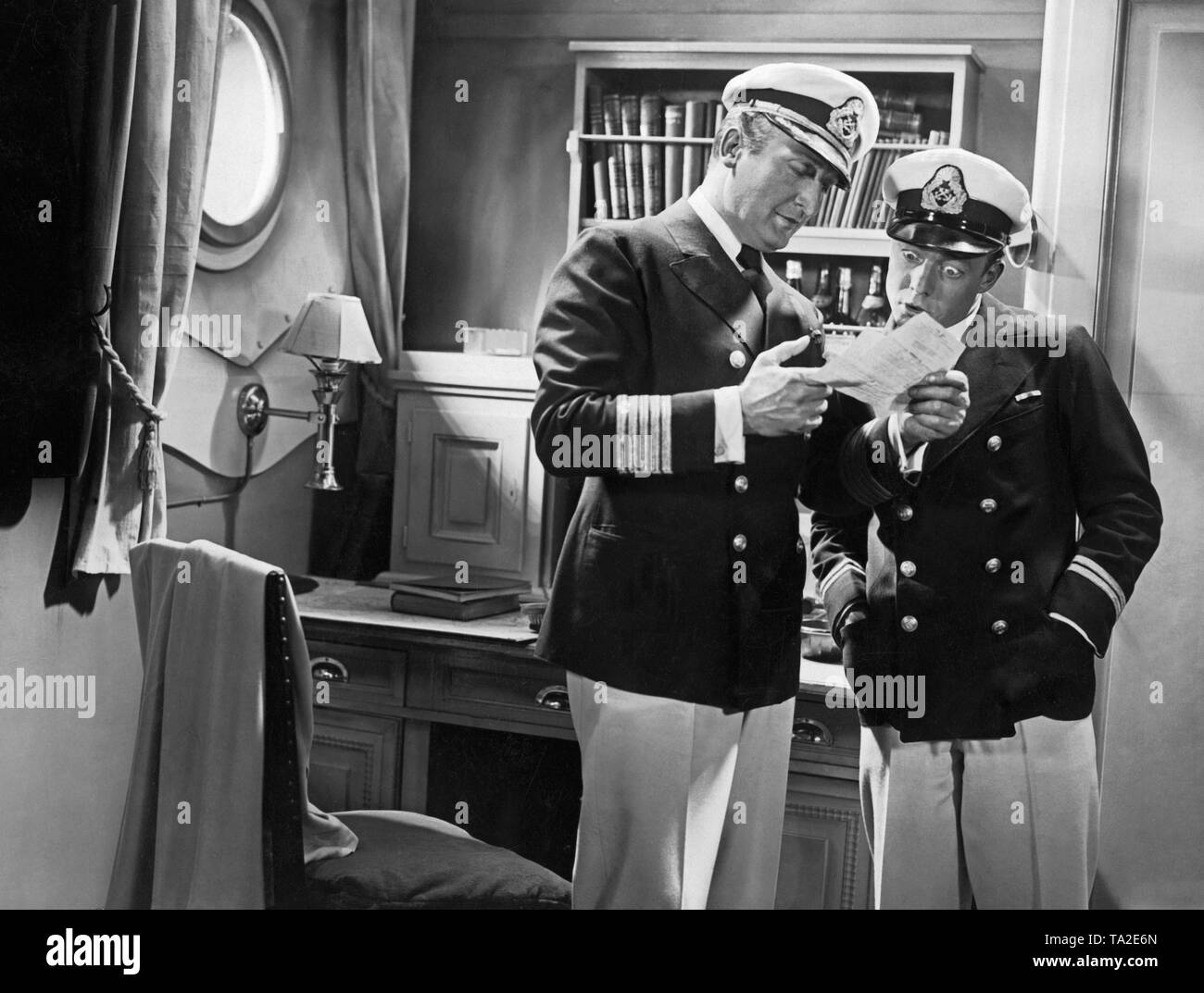 Heinz ruehmann as hans Schwarzweiß-Stockfotos und -bilder - Alamy