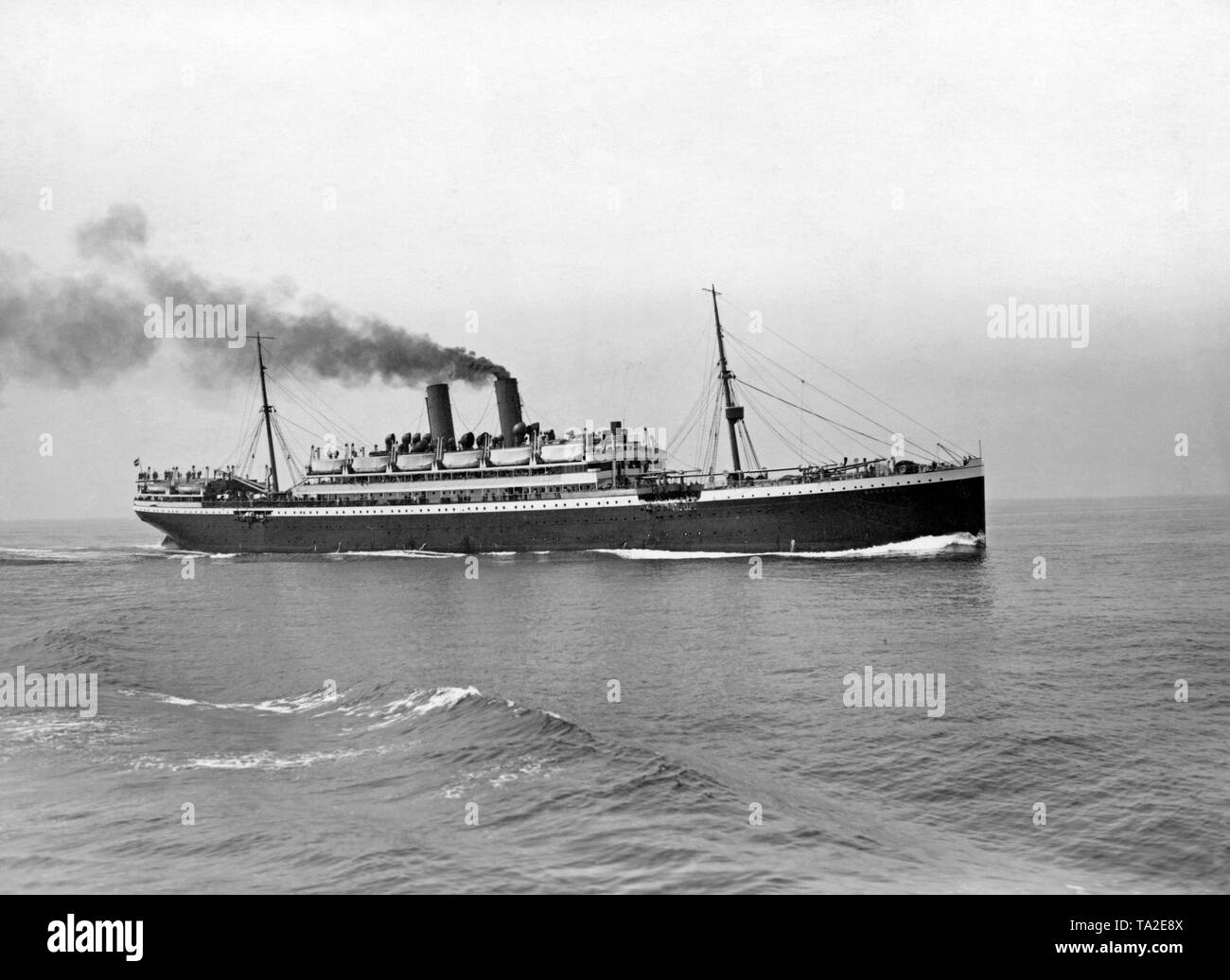 Die passagierdampfer "Bremen" des Norddeutschen Lloyd auf See. Stockfoto