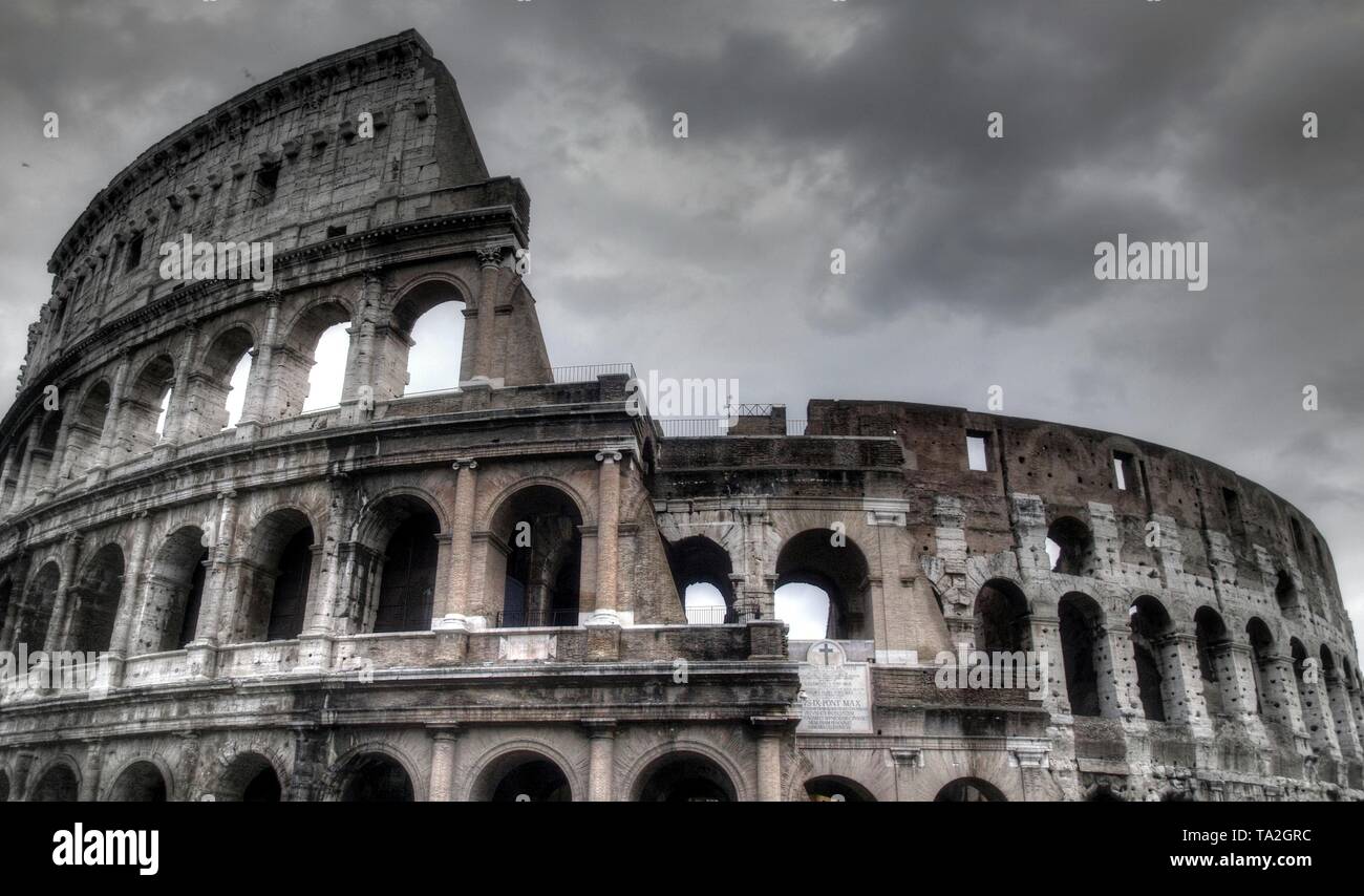 Roms Sehenswürdigkeiten in Italien an einem regnerischen Tag Stockfoto