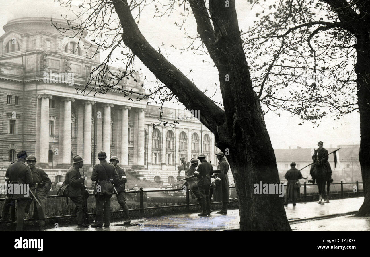 Freikorps soldat freikorps soldaten Fotos und Bildmaterial in hoher