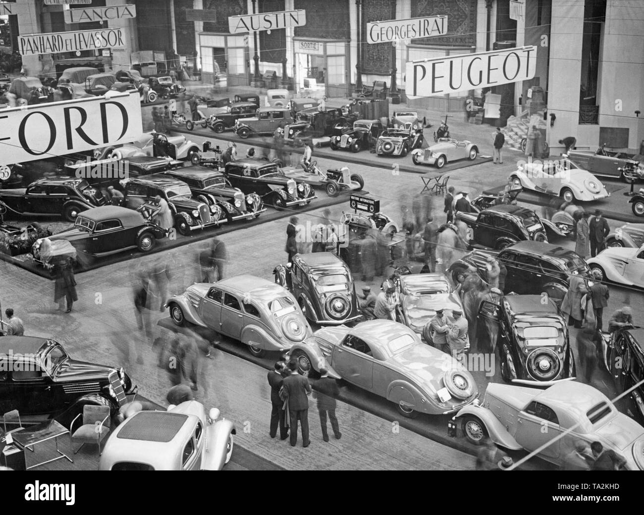 Ausstellung von Peugeot auf der Paris Motor Show 1932. Stockfoto