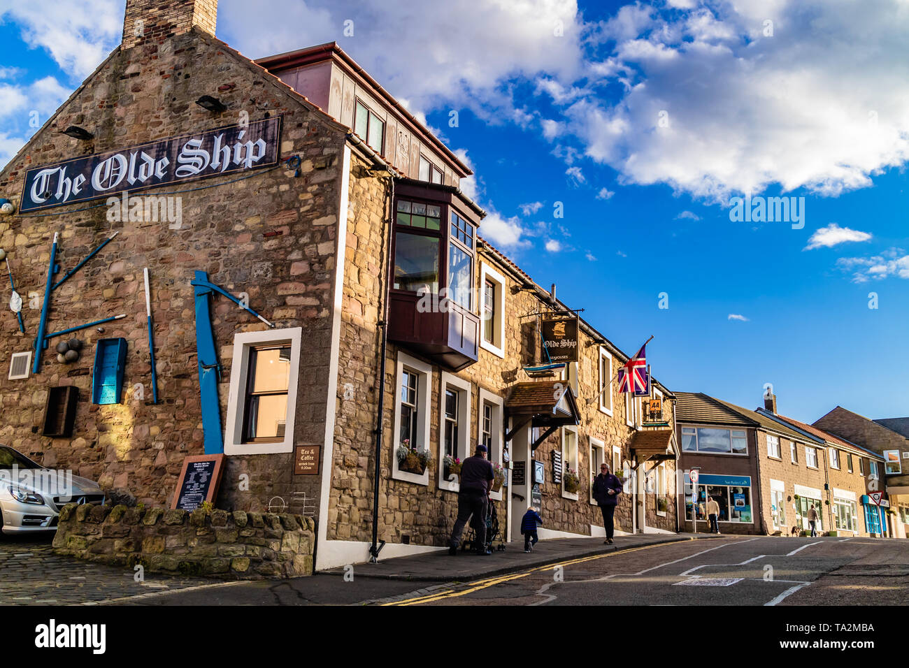 Das Olde Schiff Pub auf der Main Street, Nevsehir, Northumberland, Großbritannien. September 2018. Stockfoto