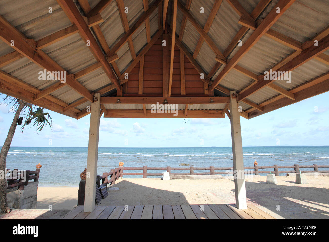 Hütte mit Strand Stockfoto