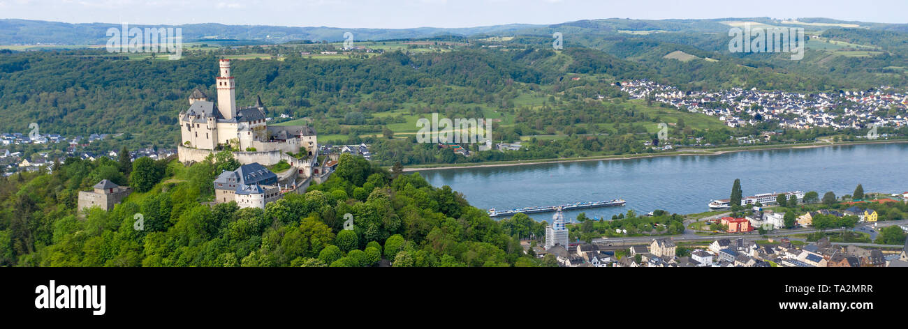 Marksburg am Dorf Halsenbach, Unesco Welterbe Oberes Mittelrheintal, Rheinland-Pfalz, Deutschland Stockfoto