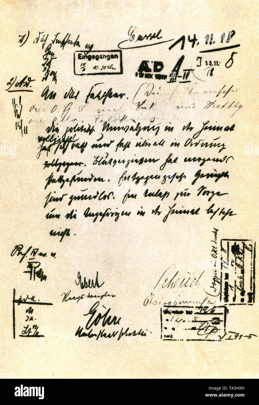 Die Volksbeauftragter (Vertreter) Friedrich Ebert informiert das Oberkommando in Spa auf Entwicklungen in Deutschland. Hier ist der ursprüngliche Entwurf des Telegramms. Stockfoto