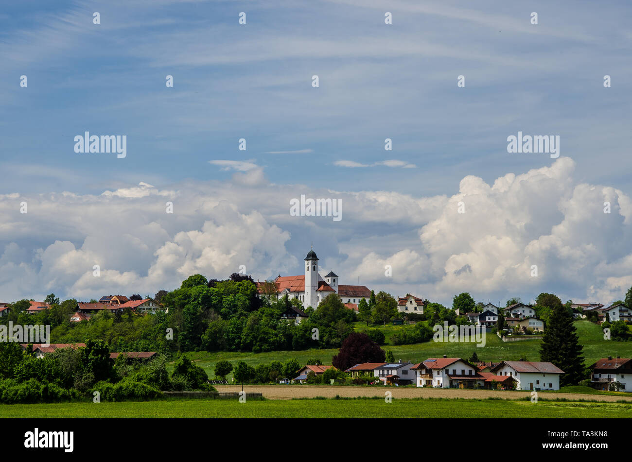 Das Rokoko Abteikirche St. Marinus und Anianus in Rott am Inn, Deutschland Stockfoto