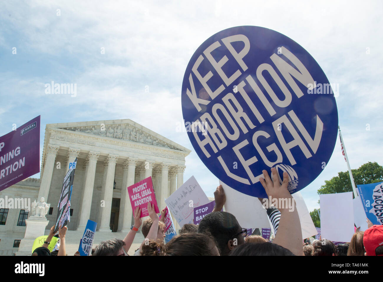 WASHINGTON DC, 21. Mai: Pro-choice-Anhänger am Obersten Gerichtshof sammeln die in einigen Staaten der USA zu protestieren, die Abtreibung zu verbieten. Mai 21. 2019. Credit: Patsy Lynch/MediaPunch Stockfoto