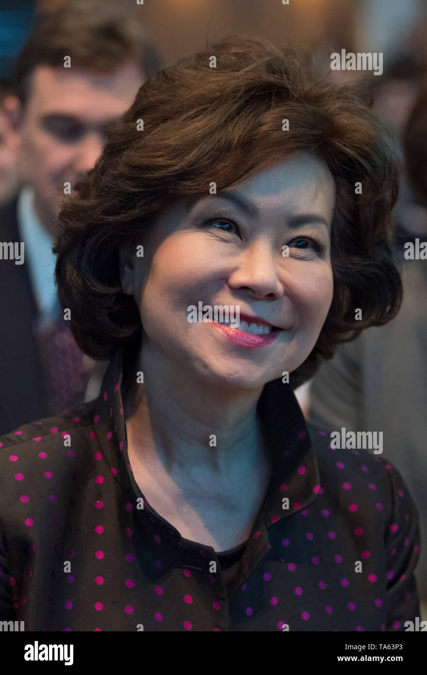 Leipzig, Deutschland. 22. Mai, 2019. Elaine L. Chao, USA, Minister für Verkehr, ist nach der International Transport Forum in Leipzig. Rund 1300 Wissenschaftler und Politiker aus 70 Ländern wird die Mobilität der Zukunft an der International Transport Forum diskutieren. In diesem Jahr, die dreitägige Konferenz wird sich auf die Konzepte, die Stadt und Land näher zusammen zu bringen. Credit: Hendrik Schmidt/dpa-Zentralbild/dpa/Alamy leben Nachrichten Stockfoto