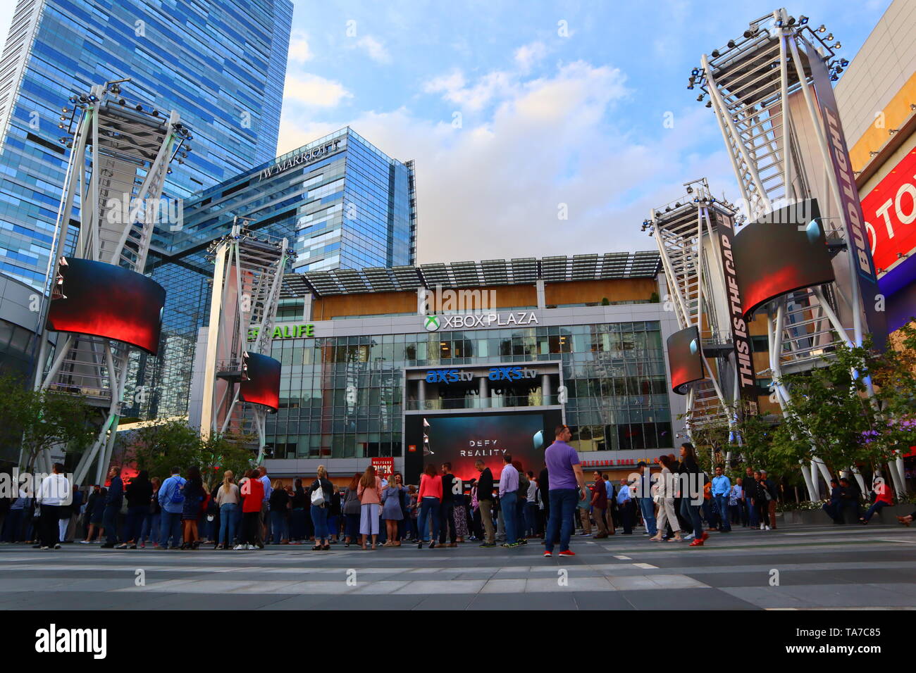 XBOX PLAZA, Microsoft Theater vor dem Staples Center, Downtown von Los Angeles - Kalifornien Stockfoto