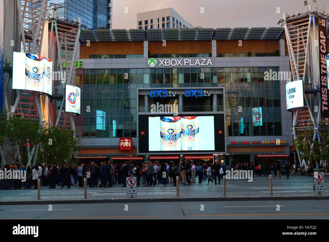 XBOX PLAZA, Microsoft Theater vor dem Staples Center, Downtown von Los Angeles - Kalifornien Stockfoto