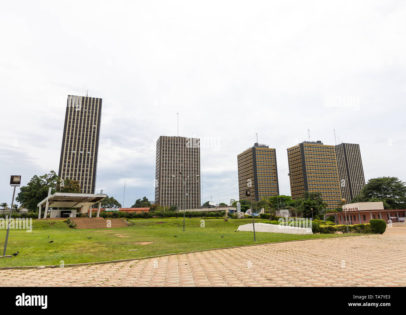 Wolkenkratzer im Zentrum der Stadt, in der Region des Lagunen, Abidjan, Elfenbeinküste Stockfoto