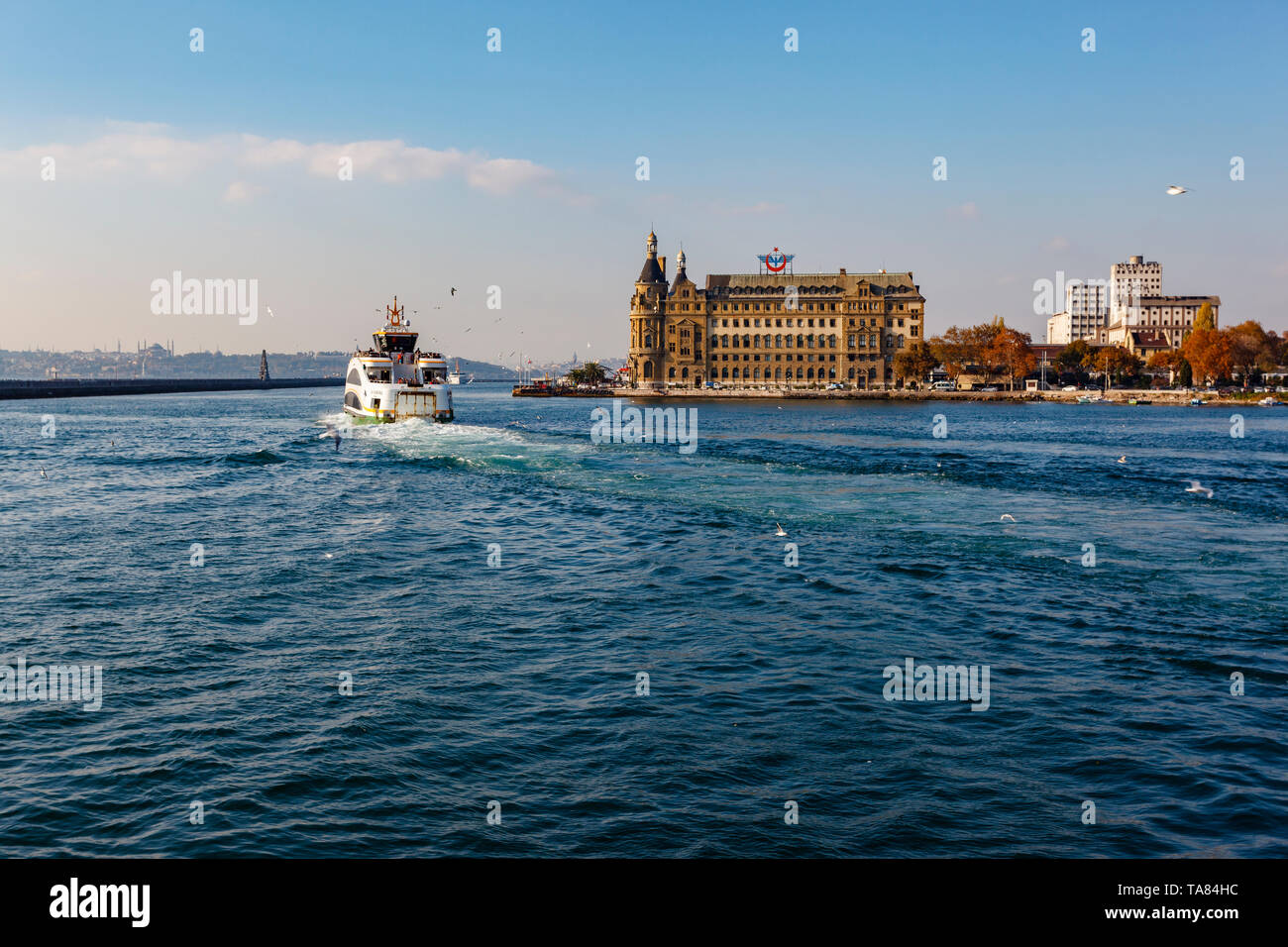 Bahnhof Haydarpasa und Fähre, Istanbul, Türkei Stockfoto