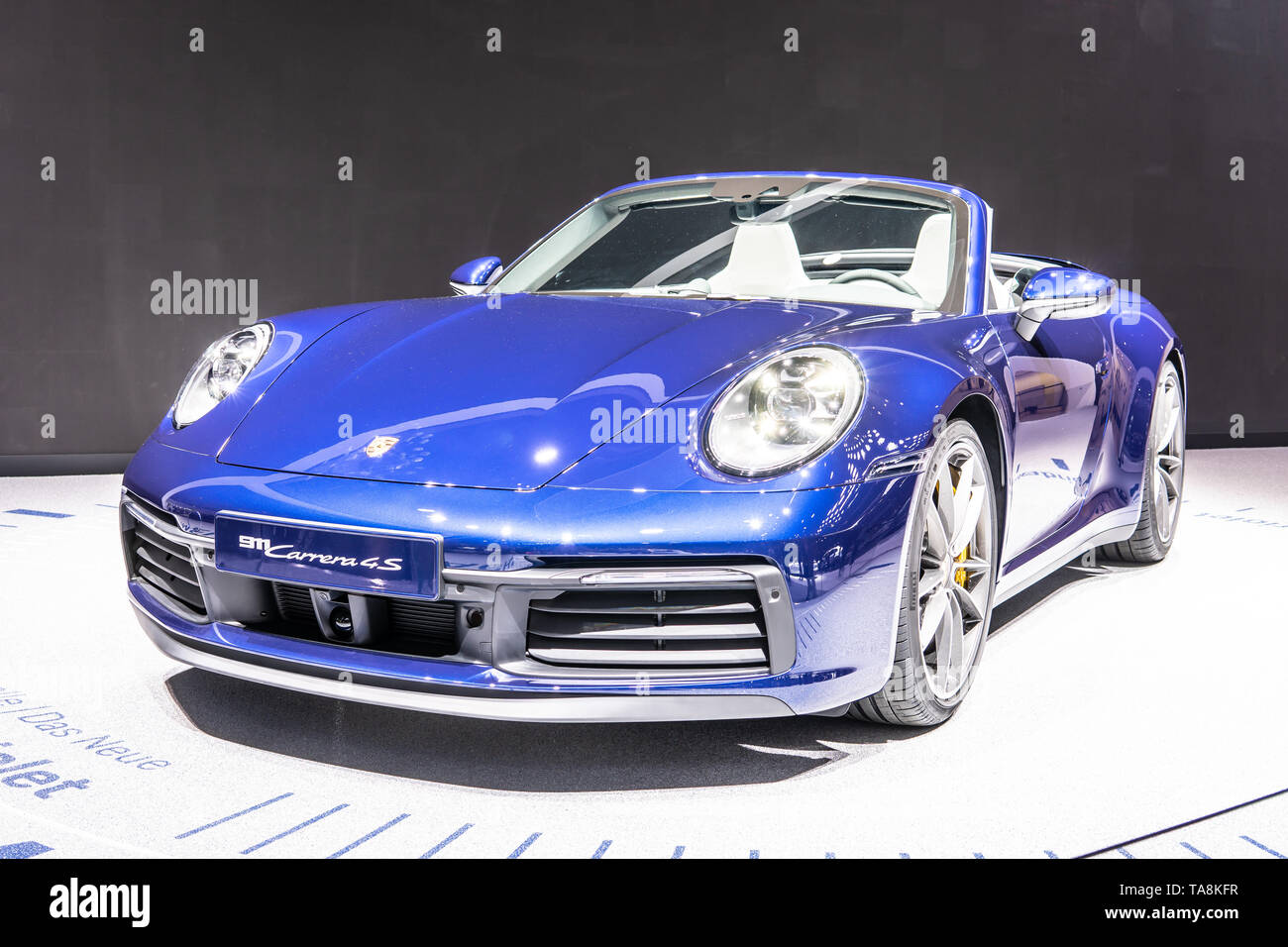 Genf, Schweiz, März 07, 2019 alle neuen Porsche 911 Carrera 4S Cabrio 8th-gen am Internationalen Automobilsalon in Genf, 992 Wagen der Serie von Porsche Stockfoto