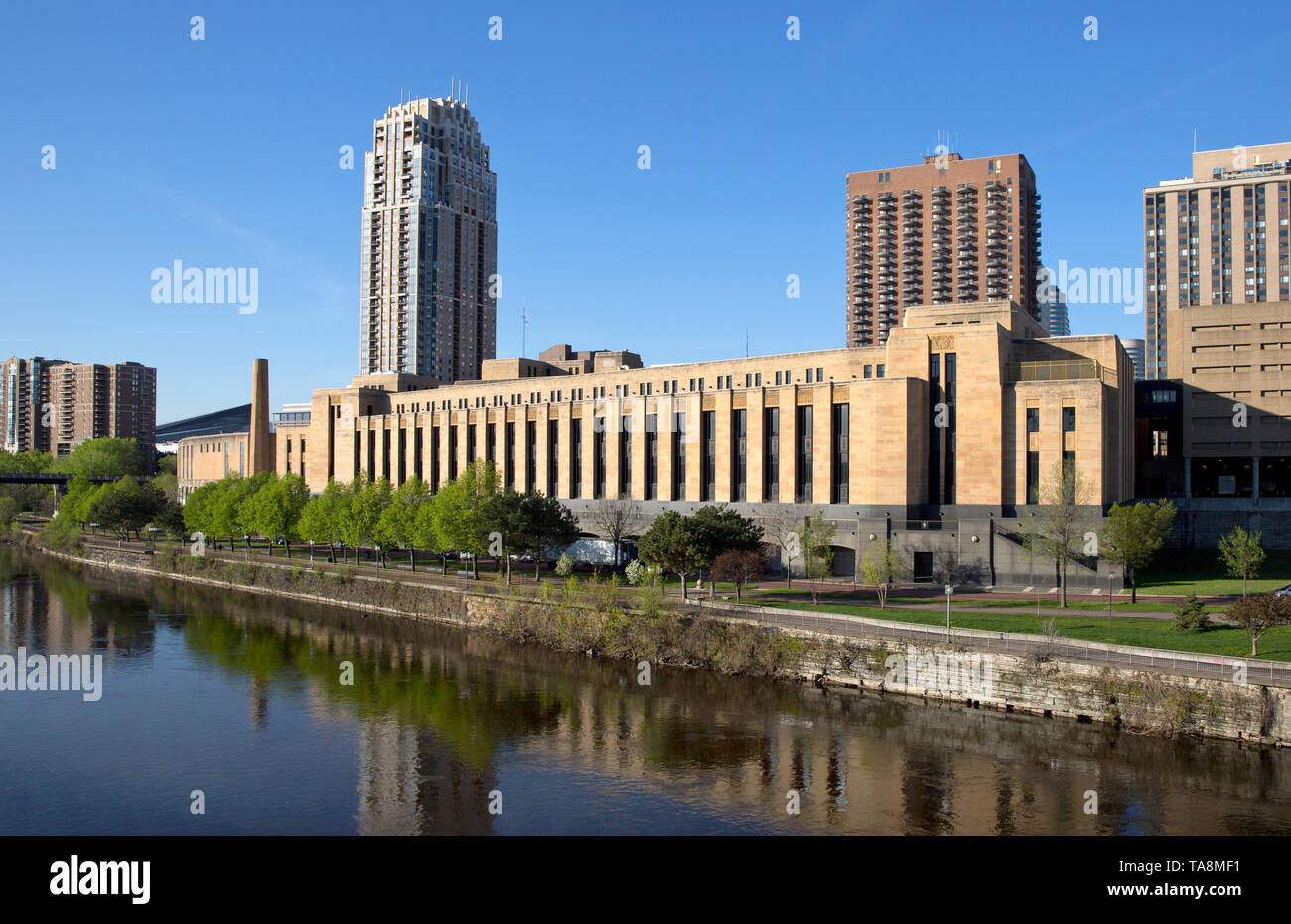 Die 1933 Central Post Office Gebäude in der Innenstadt von Minneapolis, Minnesota. Der Architekt war Leon Eugene Arnal der Firma Magney & Tusler. Die exteri Stockfoto